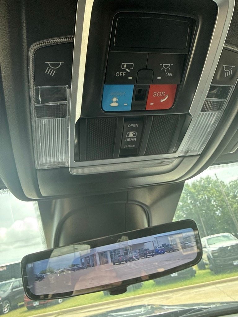 2025 RAM 3500 Chassis Tradesman/Big Horn