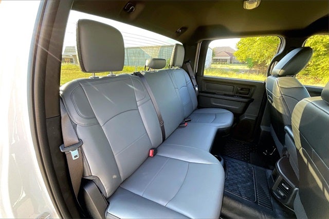 2026 RAM Ram 3500 Chassis Cab RAM 3500 TRADESMAN CREW CAB CHASSIS 4X4 60' CA