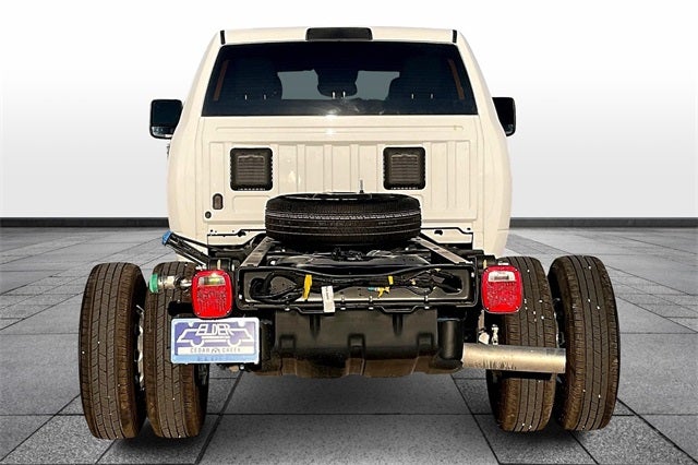 2026 RAM Ram 3500 Chassis Cab RAM 3500 TRADESMAN CREW CAB CHASSIS 4X4 60' CA