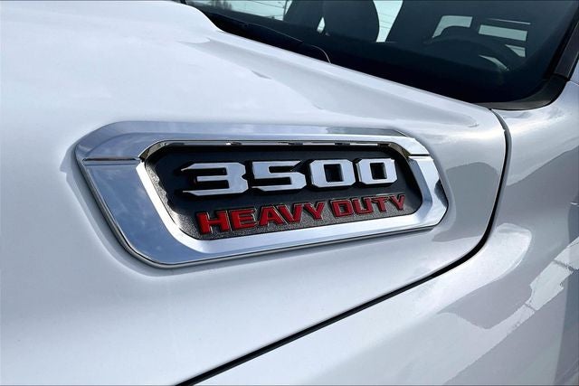 2022 RAM 3500 Chassis Tradesman/SLT/Laramie/Limited