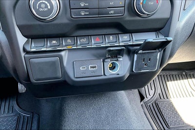 2022 Chevrolet Silverado 1500 2WD Crew Cab Short Bed Custom