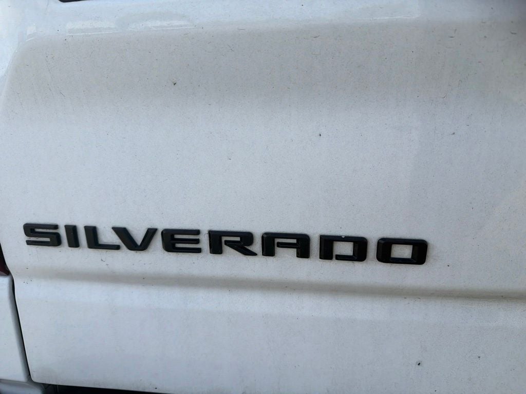 2022 Chevrolet Silverado 1500 2WD Crew Cab Short Bed Custom