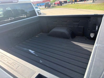 2022 Chevrolet Silverado 1500 2WD Crew Cab Short Bed Custom