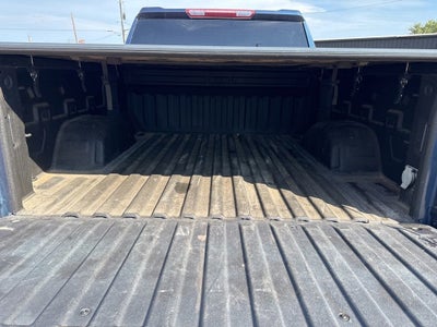 2022 Chevrolet Silverado 1500 2WD Crew Cab Short Bed LT
