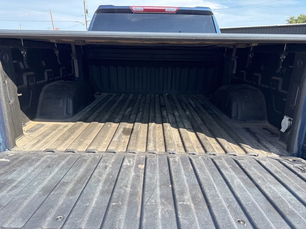 2022 Chevrolet Silverado 1500 2WD Crew Cab Short Bed LT