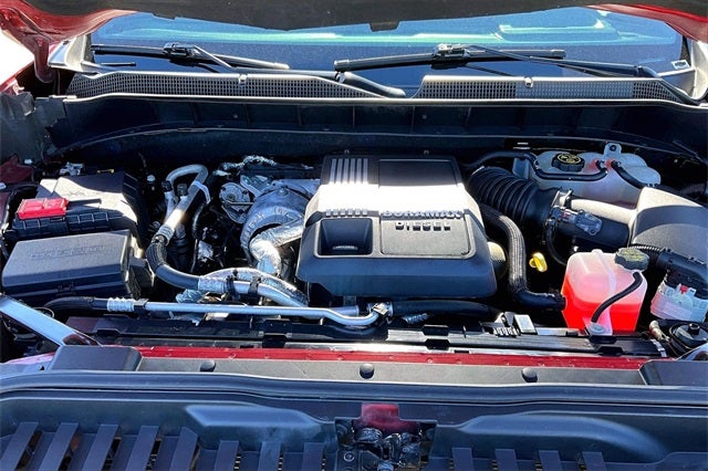 2022 Chevrolet Silverado 1500 4WD Crew Cab Short Bed High Country