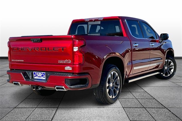 2022 Chevrolet Silverado 1500 4WD Crew Cab Short Bed High Country