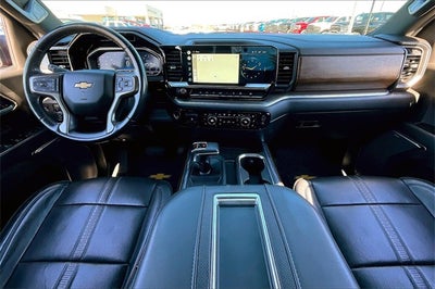 2022 Chevrolet Silverado 1500 4WD Crew Cab Short Bed High Country