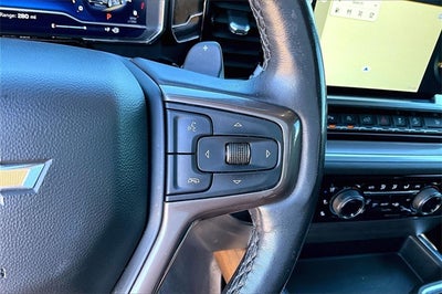 2022 Chevrolet Silverado 1500 4WD Crew Cab Short Bed High Country