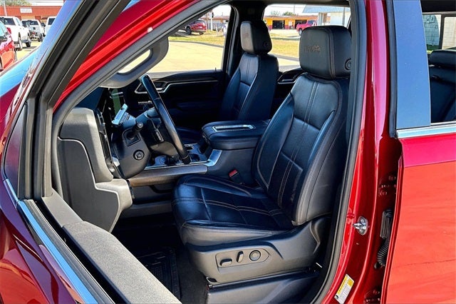 2022 Chevrolet Silverado 1500 4WD Crew Cab Short Bed High Country