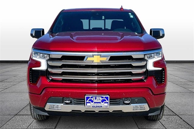 2022 Chevrolet Silverado 1500 4WD Crew Cab Short Bed High Country