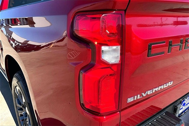 2022 Chevrolet Silverado 1500 4WD Crew Cab Short Bed High Country