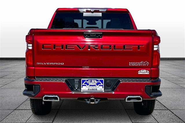 2022 Chevrolet Silverado 1500 4WD Crew Cab Short Bed High Country