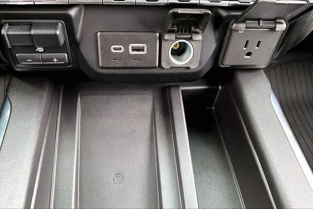 2021 Chevrolet Silverado 1500 4WD Crew Cab Short Bed LTZ