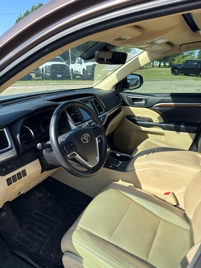 2017 Toyota Highlander Limited