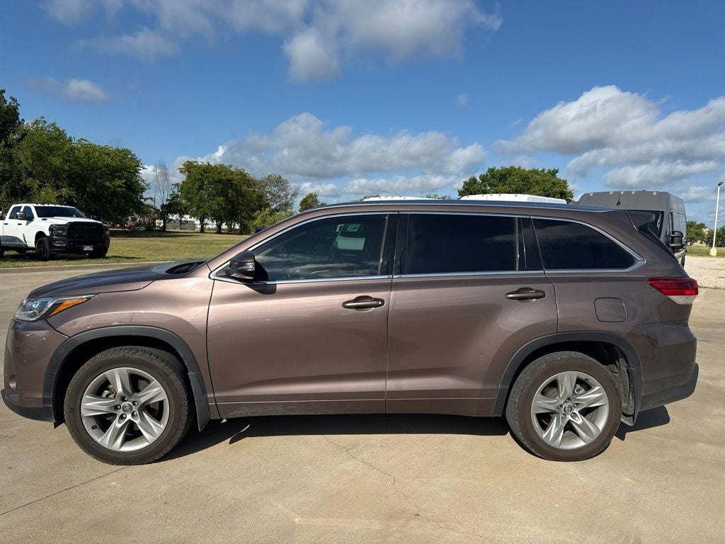 2017 Toyota Highlander Limited