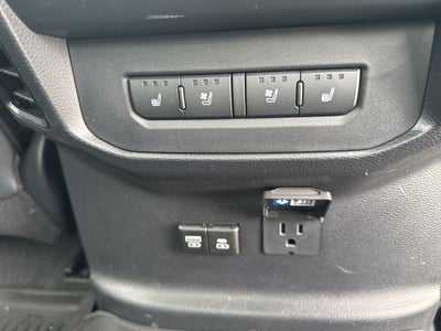 2025 Toyota Tundra Hybrid Platinum Hybrid CrewMax 5.5' Bed