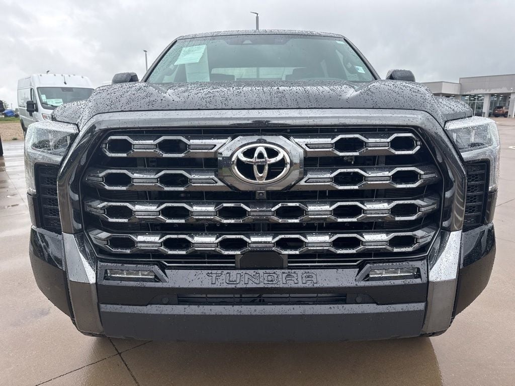 2025 Toyota Tundra Hybrid Platinum Hybrid CrewMax 5.5' Bed