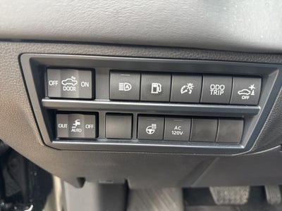 2025 Toyota Tundra Hybrid Platinum Hybrid CrewMax 5.5' Bed