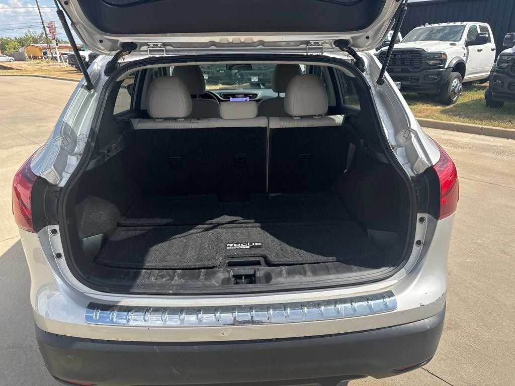 2018 Nissan Rogue Sport SV