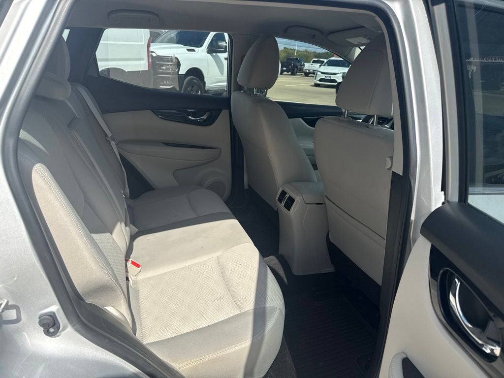 2018 Nissan Rogue Sport SV