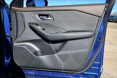 2023 Nissan Rogue SV FWD