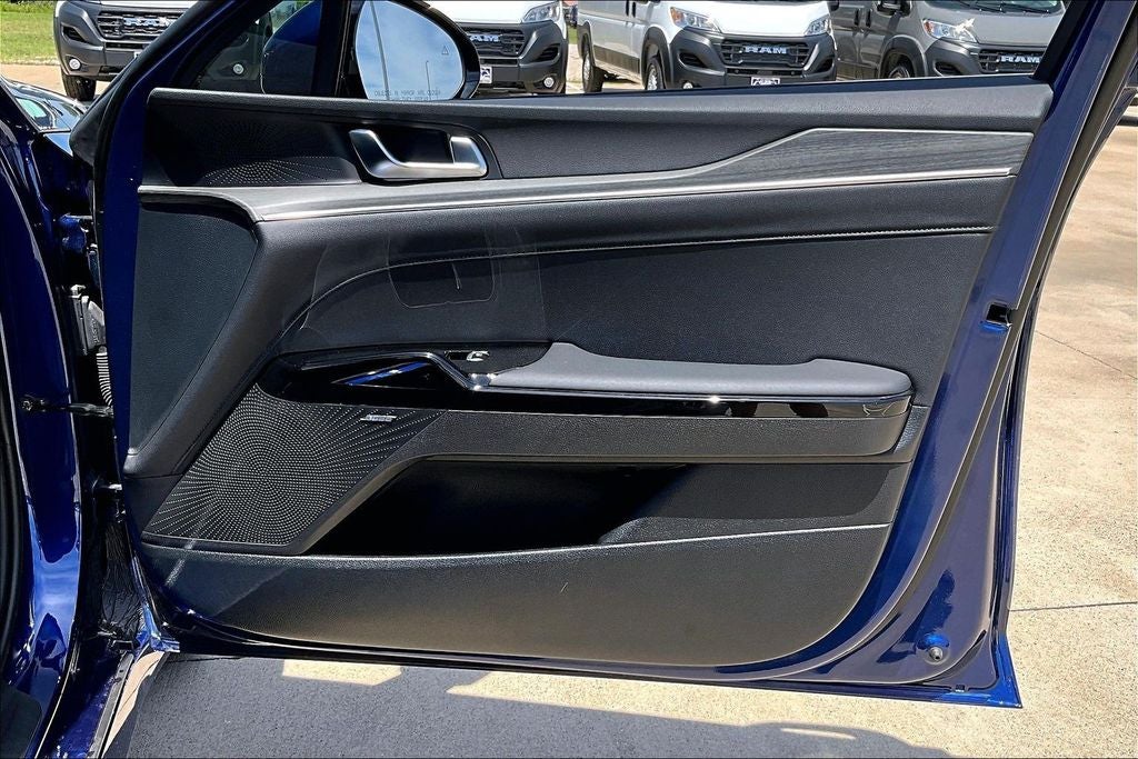 2025 Kia K5 EX