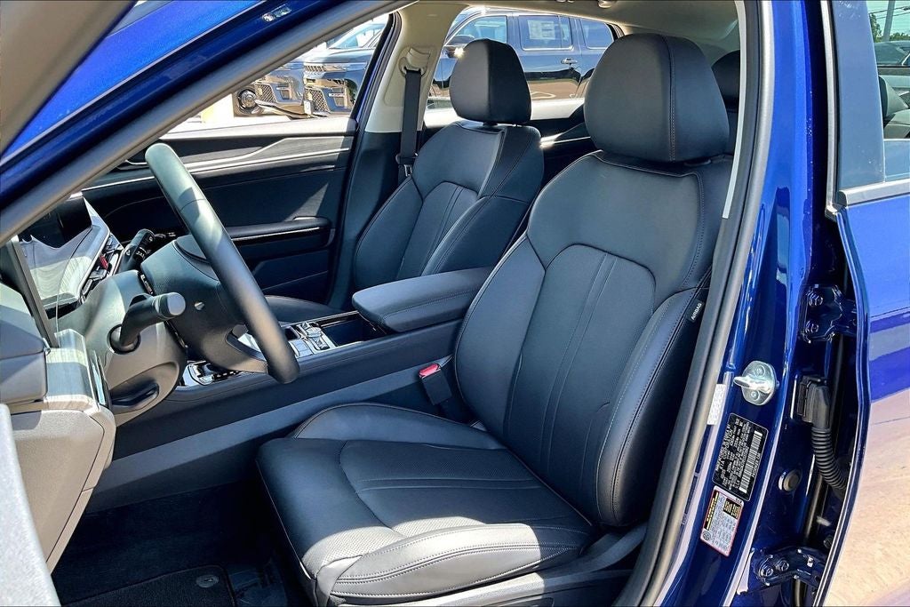 2025 Kia K5 EX