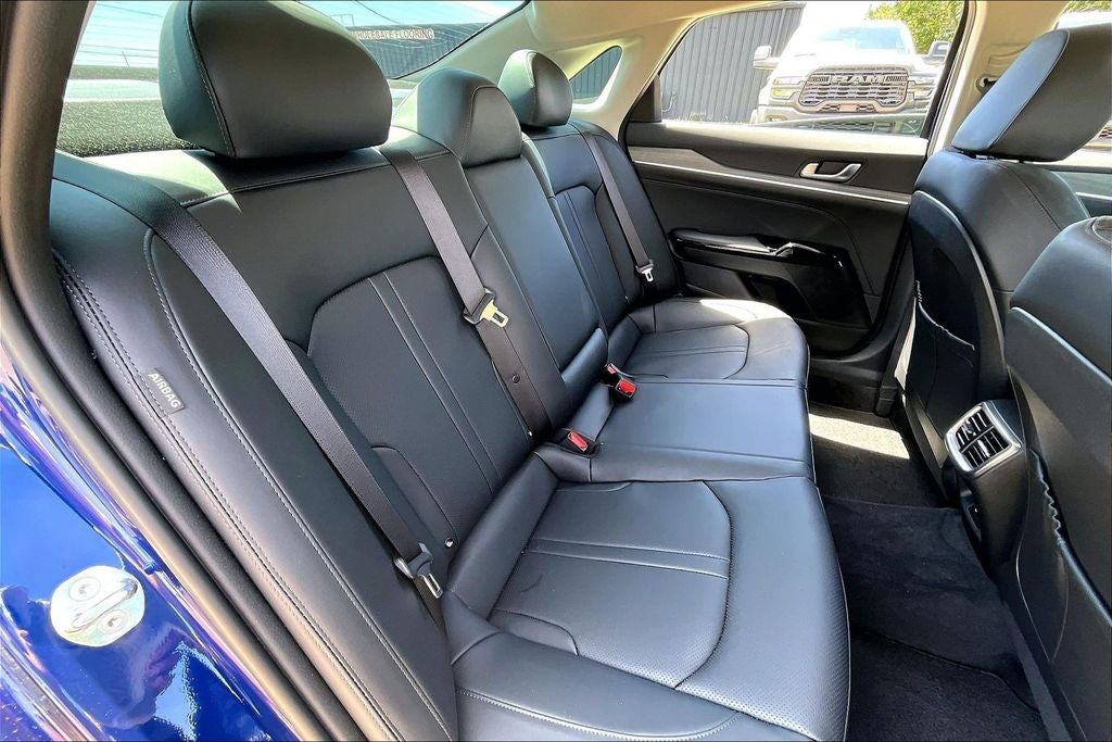 2025 Kia K5 EX