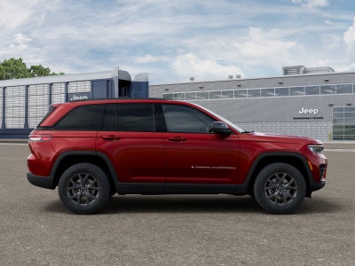 2027 Jeep Grand Cherokee Laredo X